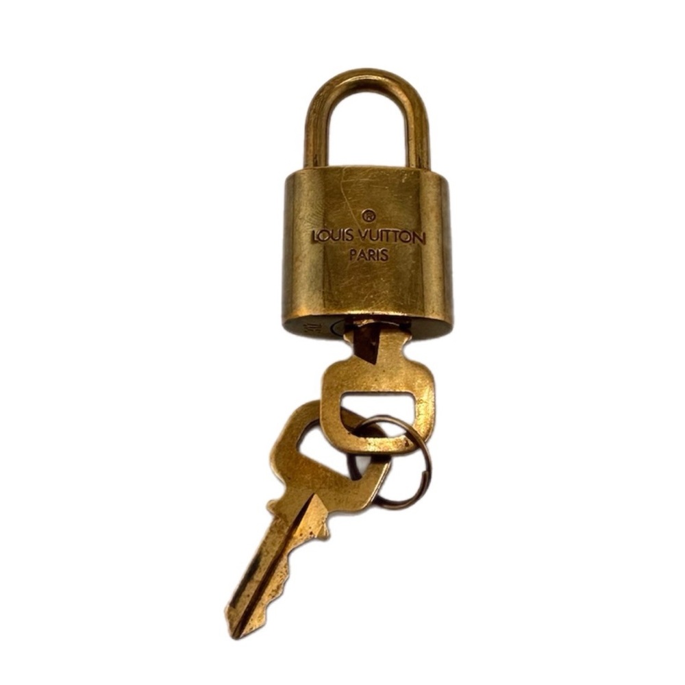 Louis Vuitton authentic Brass Padlock with Keys